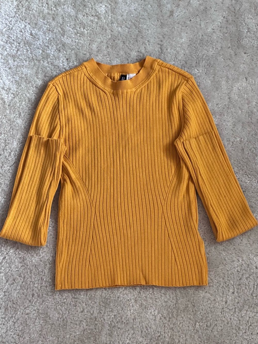 H&M - Long Sleeve Ribbed Knit Top
